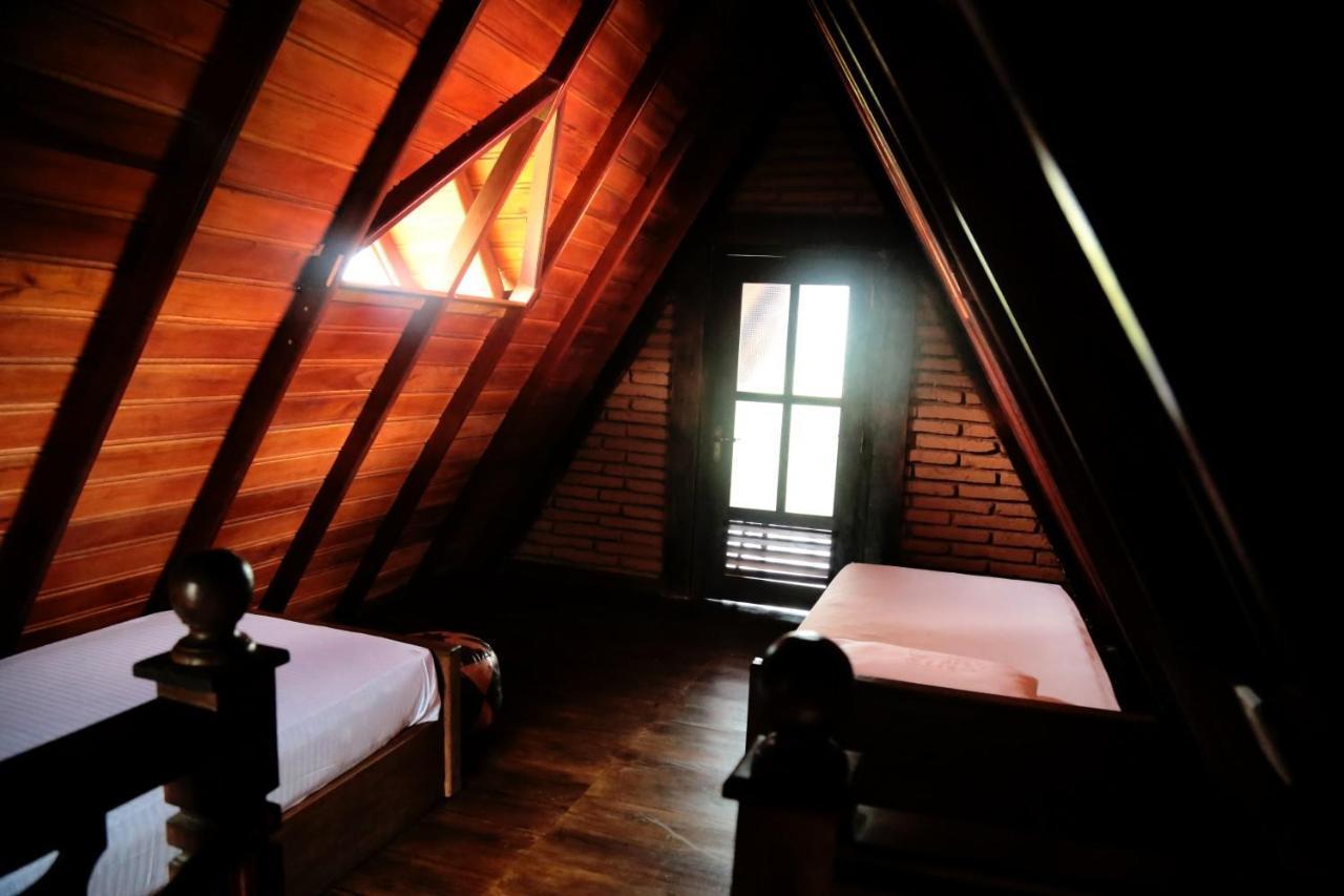 D Family Resort Анурадхапура Экстерьер фото