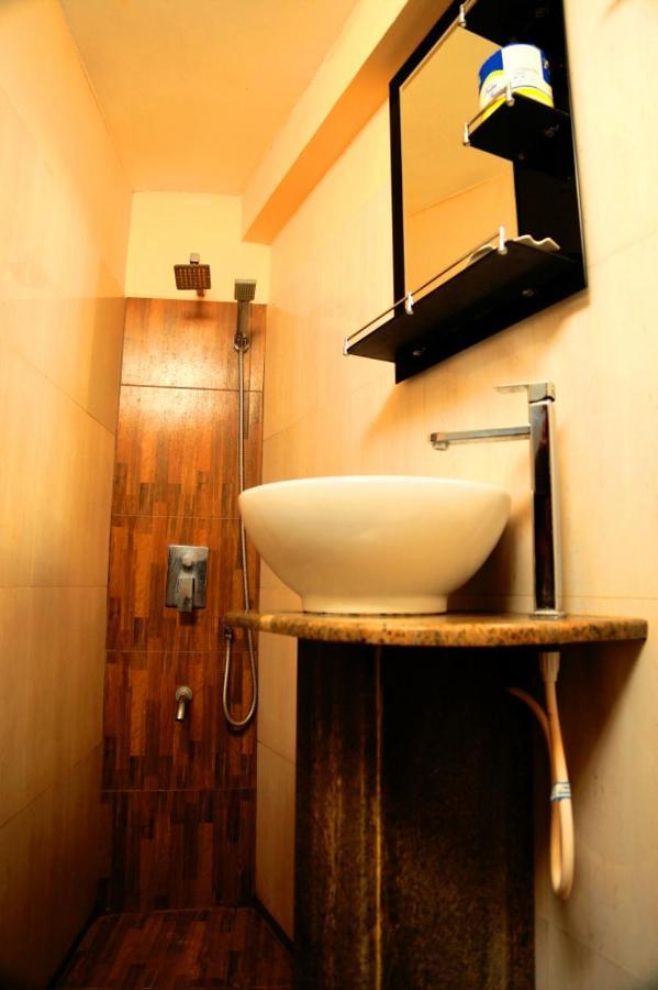 D Family Resort Анурадхапура Экстерьер фото